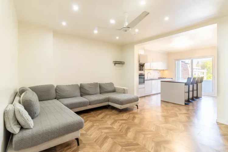Appartement te koop Wilrijk Centrum