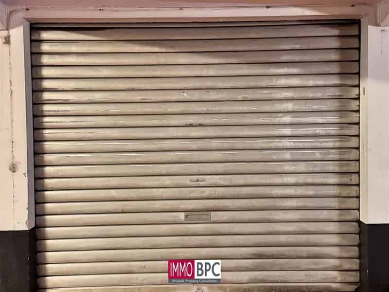 Garagebox te koop binnen afgesloten ruimte