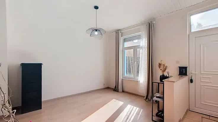 Huis Te Koop Laeken - 3 Slaapkamers - Tuin - Recent Gerenoveerd