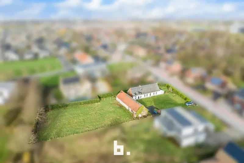 Grond te huur Oekene Renovatiepand 2215m²