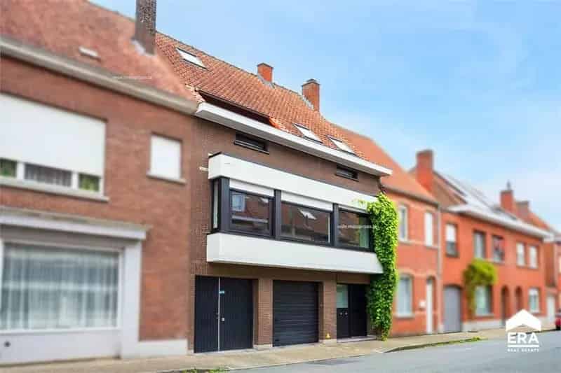 Appartement te Koop Roeselare - Gerenoveerd - Investering