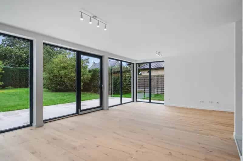 Huis te Koop Marke: Gerenoveerde woning met gelijkvloerse indeling