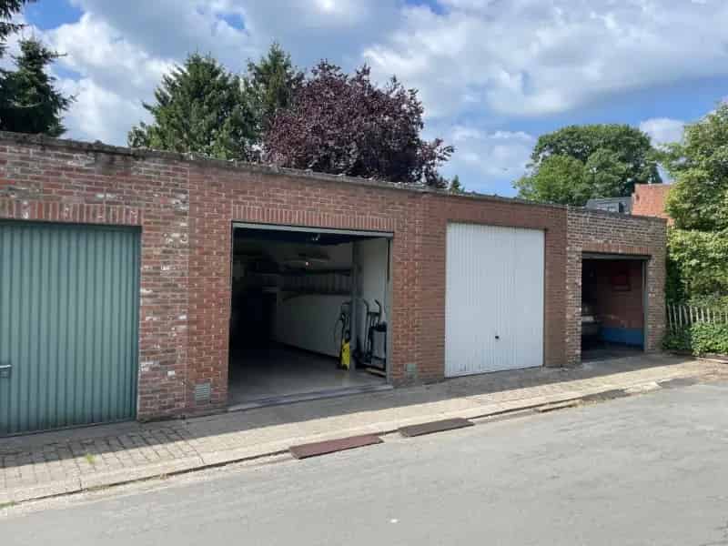 Garagebox te Koop Lokeren Nabij Lodewijk De Raetplein