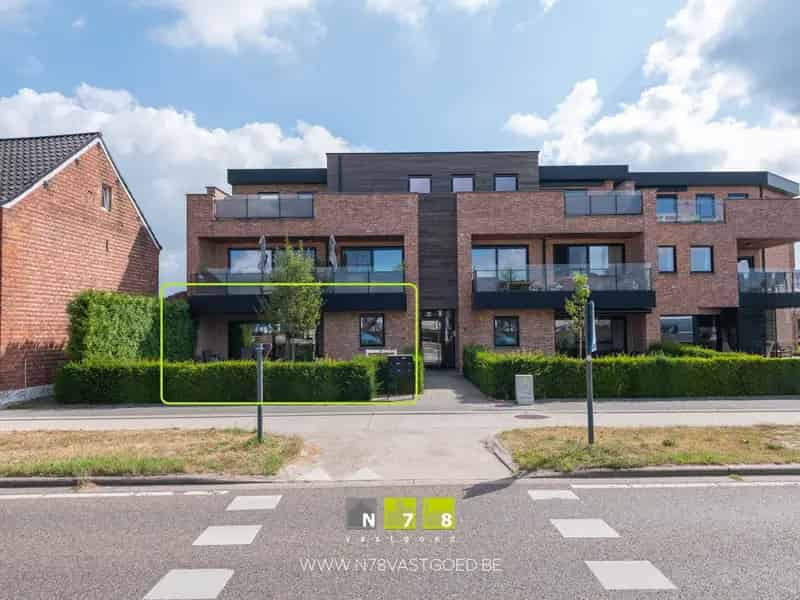 Gelijkvloers Appartement te Koop Bree