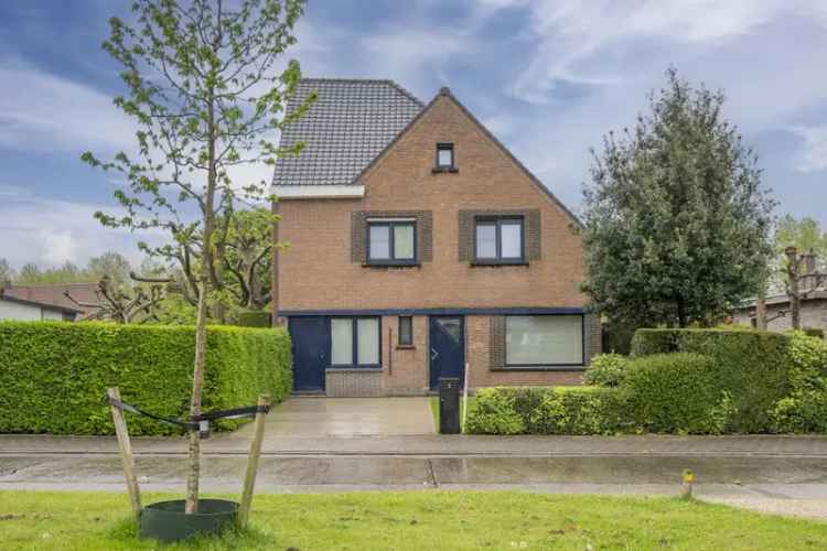 Huis te koop Harelbeke: 4 slaapkamers, 2 badkamers, tuin