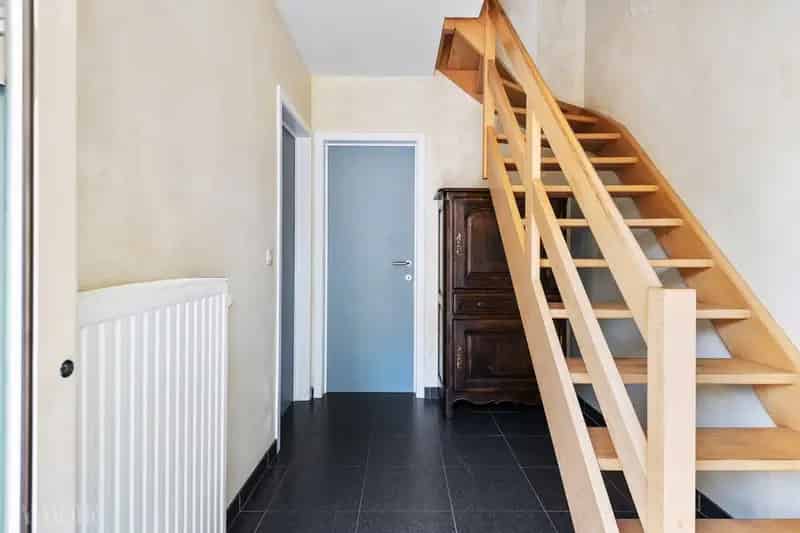 Instapklare woning nabij het centrum van Kapellen.