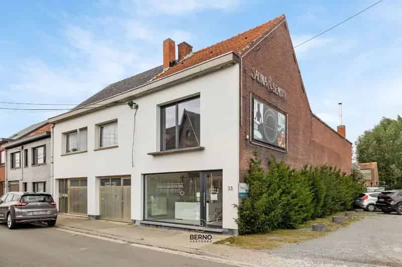 Veelzijdig pand met ruimte, rust en eindeloze mogelijkheden