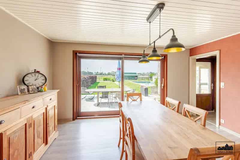 Huis te koop Dendermonde: Ruime gezinswoning met paardenstallen
