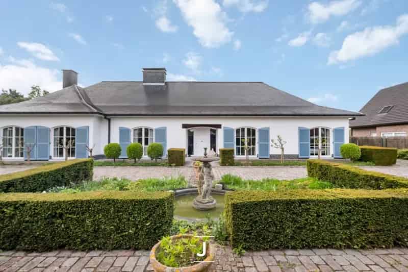 Ruime Statige Villa Beveren Leie Toplocatie