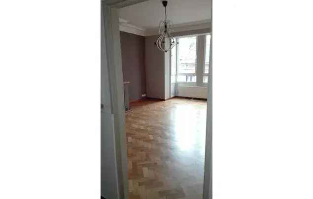 Huur 1 slaapkamer appartement van 110 m² in Liège