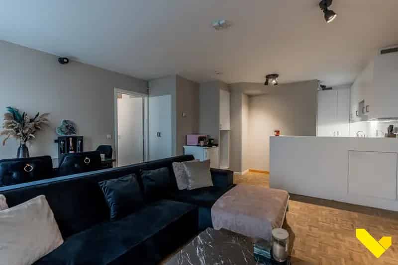Dakappartement Te Koop Dessel Centrum 54m² 1 Slaapkamer EPC 206