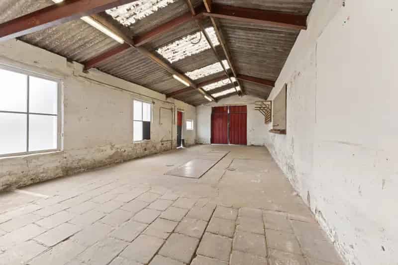 Ruime woning te Loppem met loods en 4 slaapkamers
