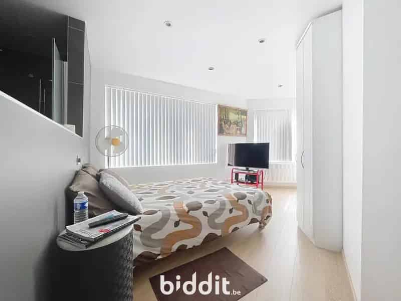 Modern Ruim Appartement Oostende Nabij Centrum