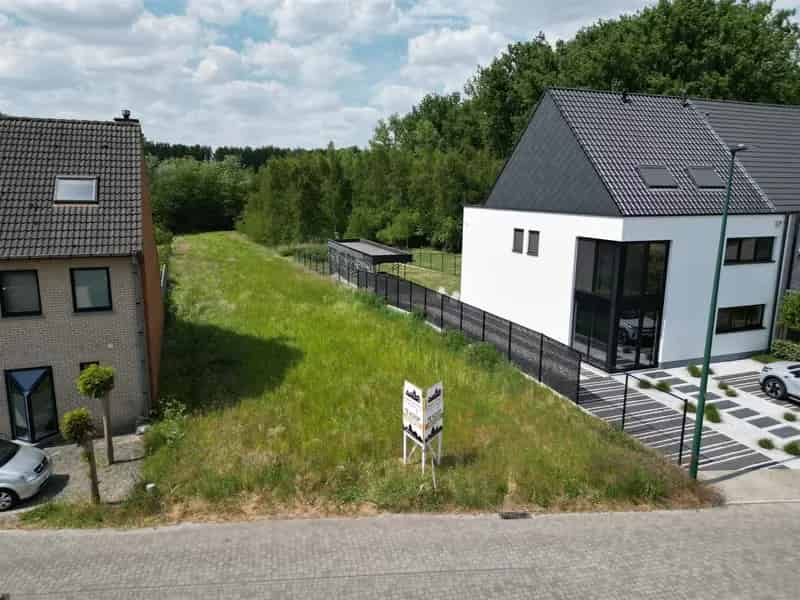 Bouwgrond Halfopen Bebouwing 1734m²