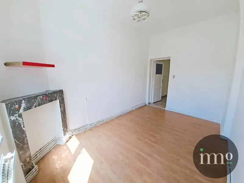3 Slaapkamer Appartement Anderlecht 2 Kelders