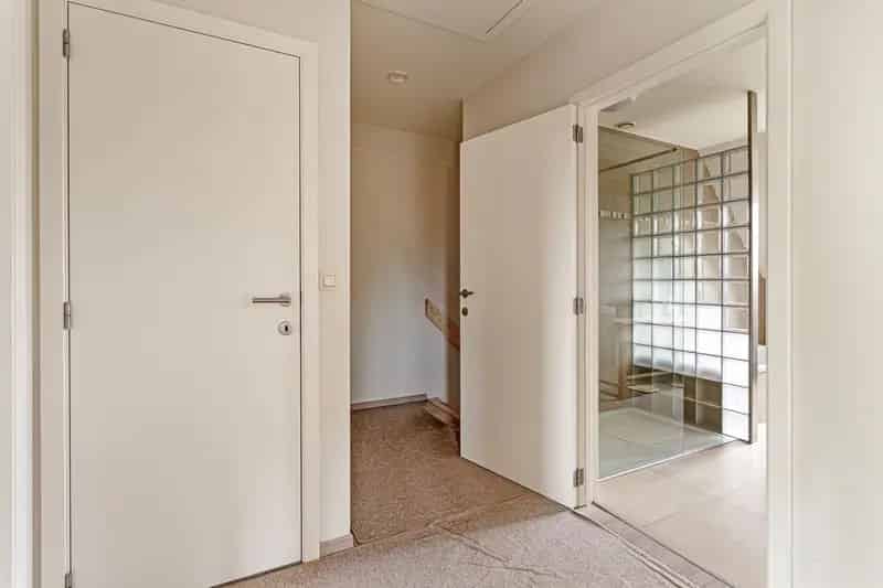 Huis te Koop Deinze: Charmante Halfopen Bebouwing met Garage