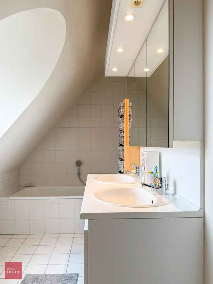 Duplex Appartement te Huur Stormestraat