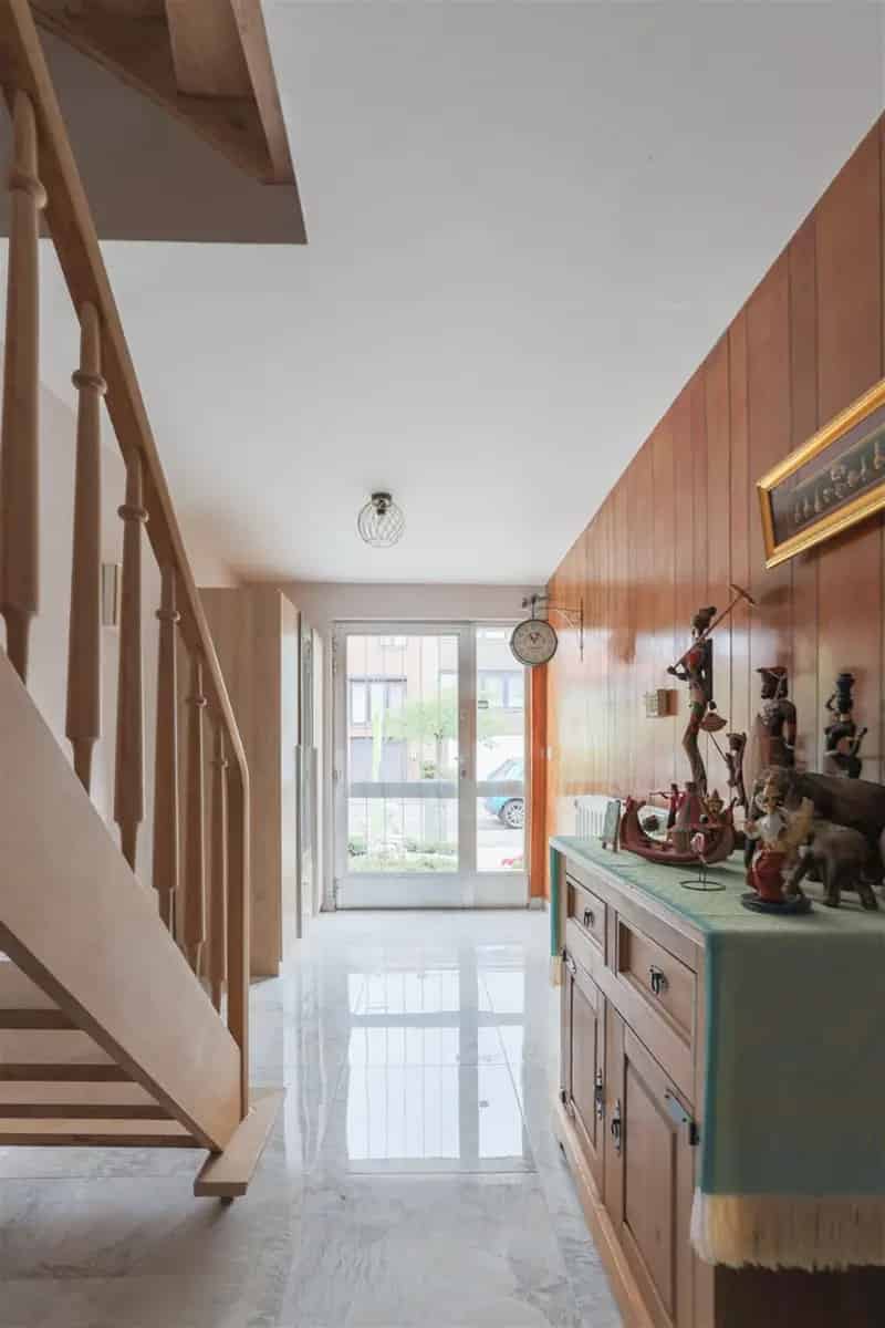 Ruime Bel-"Etage te Hoboken 3 slaapkamers Tuin Garage