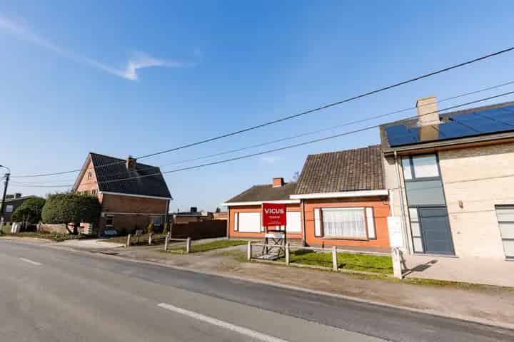 Huis te koop te renoveren Wijnendale