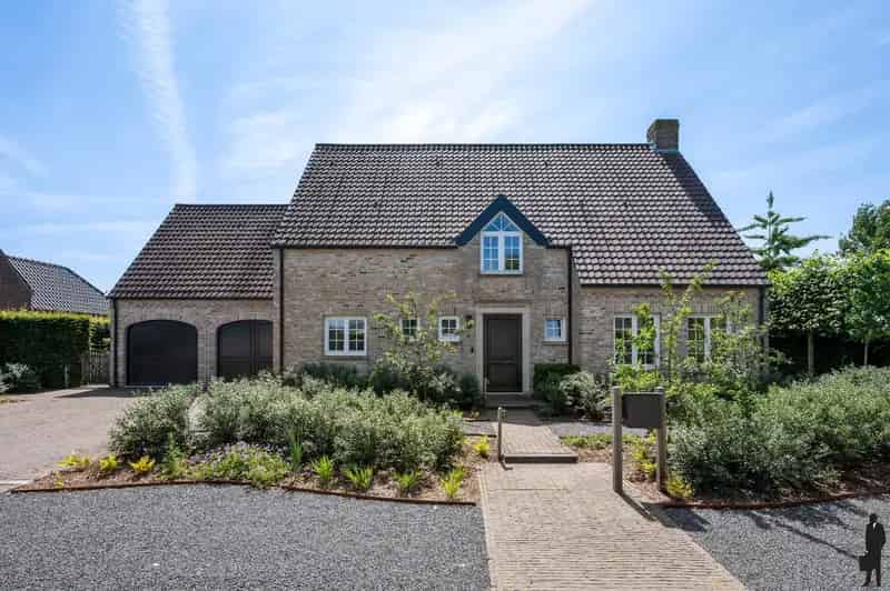 Gezinswoning Brecht met Zwembad