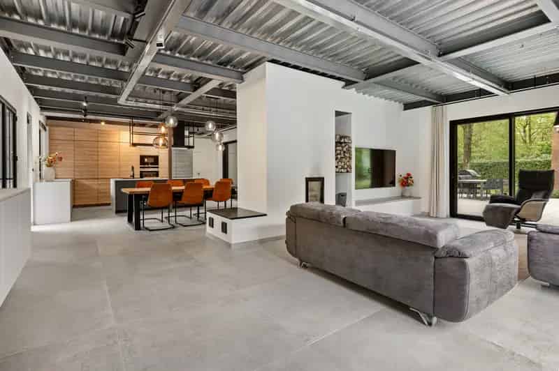 Huis te koop Oud Turnhout: Instapklare villa met praktijkruimte