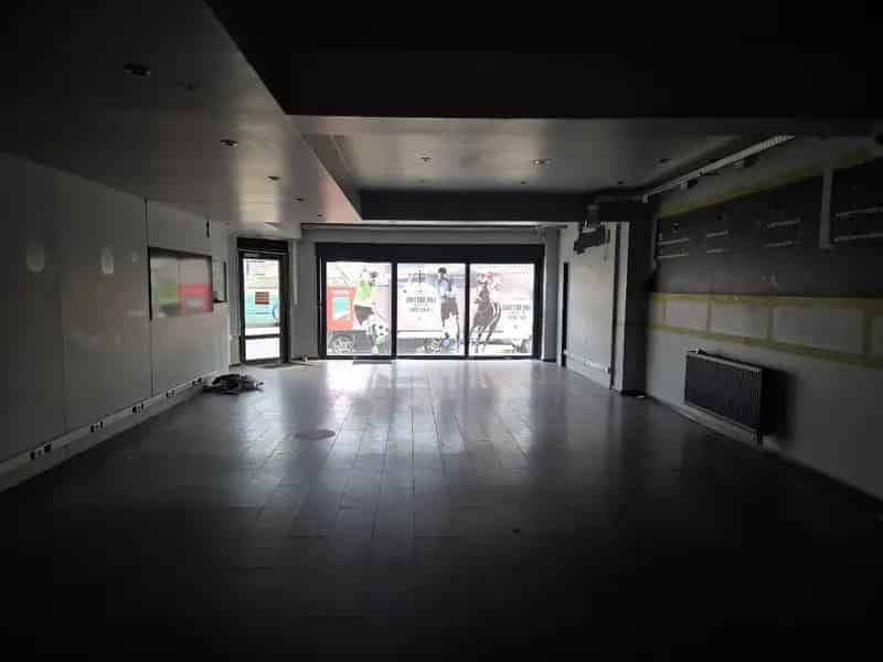 Handelszaak Maasmechelen Toplocatie
