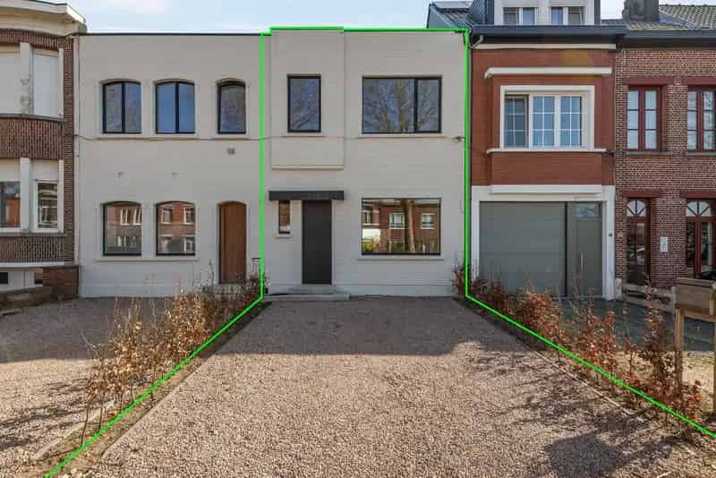 Gerenoveerde Rijwoning te Lier