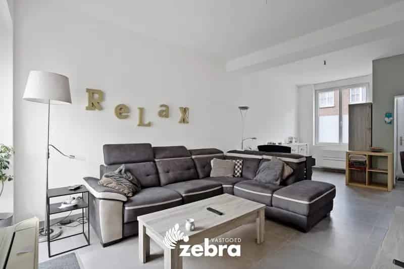 Gerenoveerde woning 4 slaapkamers Roesbrugge