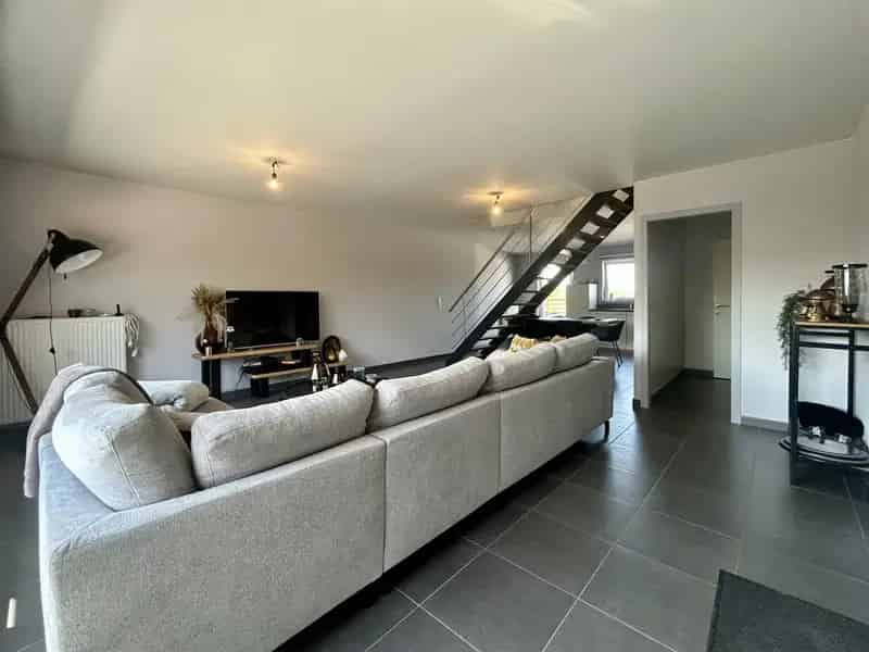 Appartement te huur 3 slaapkamers  garage  energiezuinig