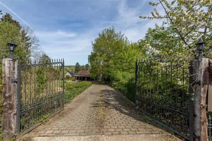 Huis Te Koop Aarschot: Groen Paradijsje met Nieuwbouwmogelijkheid