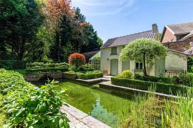 Elegant Landhuis Te Koop 380m² 7 slaapkamers Zuidtuin Zwembad