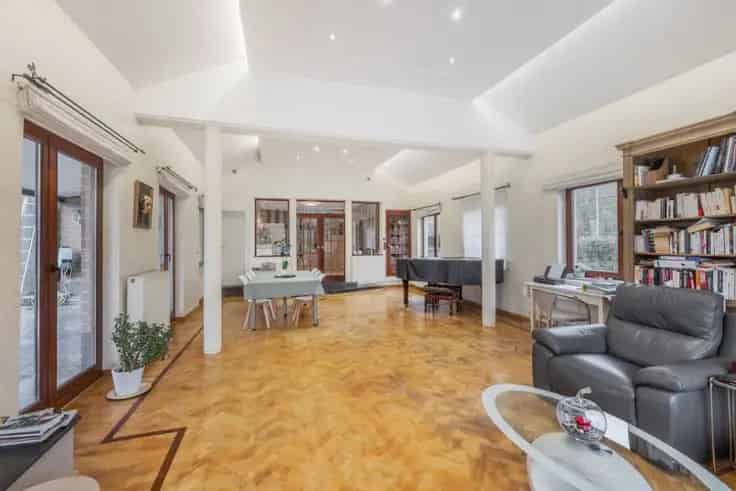 Huis Te Koop Gembloux 4 Slpk Tuin Zwembad Garage Kantoren