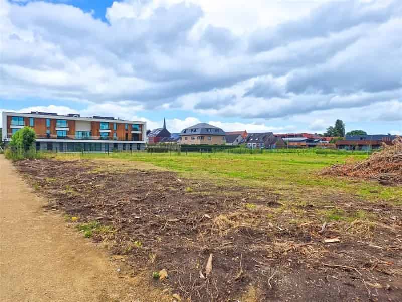 Bouwgrond Wichelen: 6 Percelen in Rustige Residentiële Omgeving