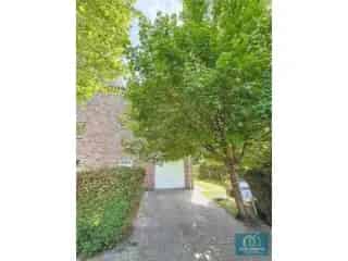 Huis te koop Ukkel 233m² 3 slaapkamers tuin garage
