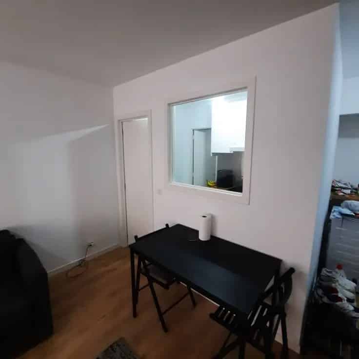 Studio Te Koop Nabij Scholen en Winkels