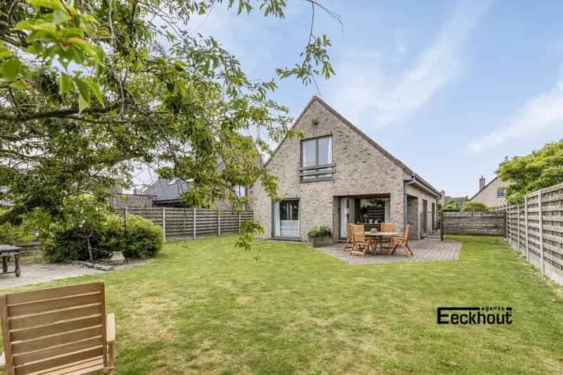 Rustige Villa met Zonnige Tuin