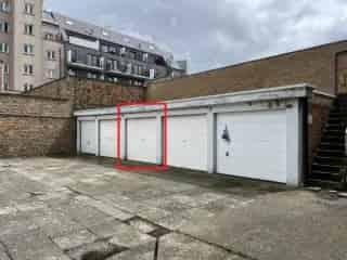 Garagebox te Koop Oostende Nabij Heilig Hartkerk