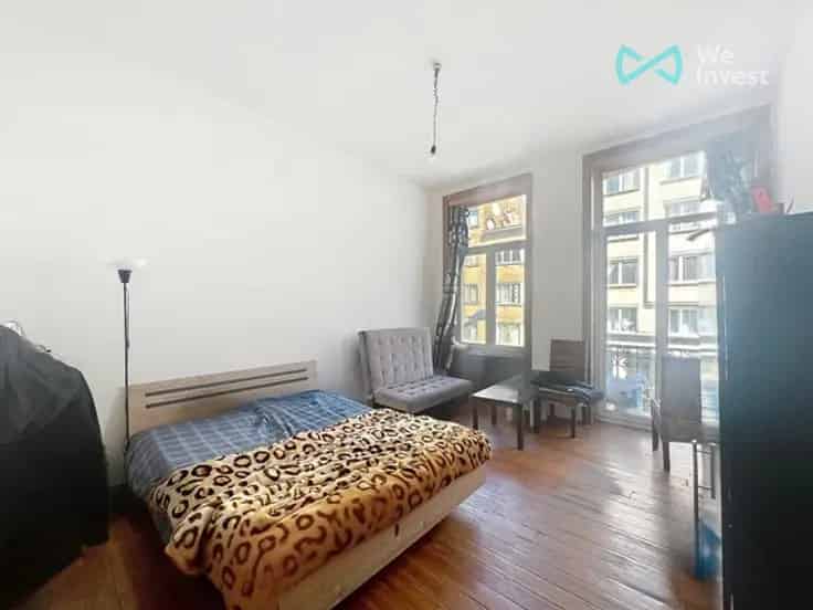Appartement Te Koop Brussel Centrum 2 Slaapkamers Terras