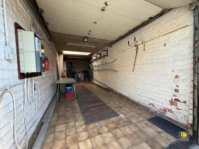 Garagebox 35m2 te koop Elektriciteit Smeerp Put