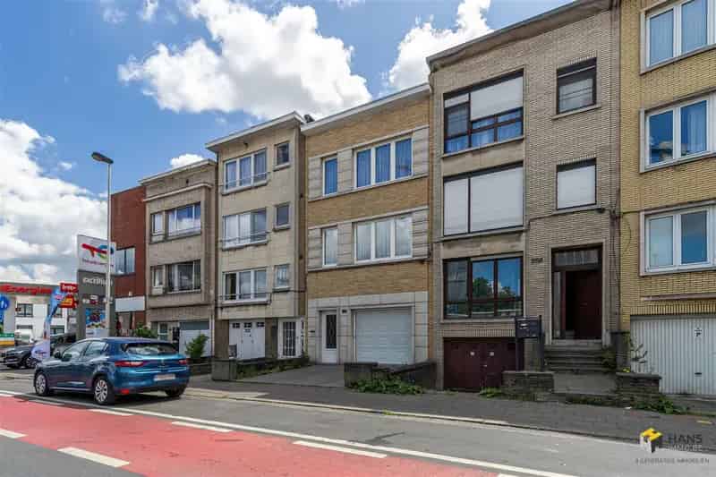 Bel-etage woning te renoveren 175m2 4 slaapkamers Deurne