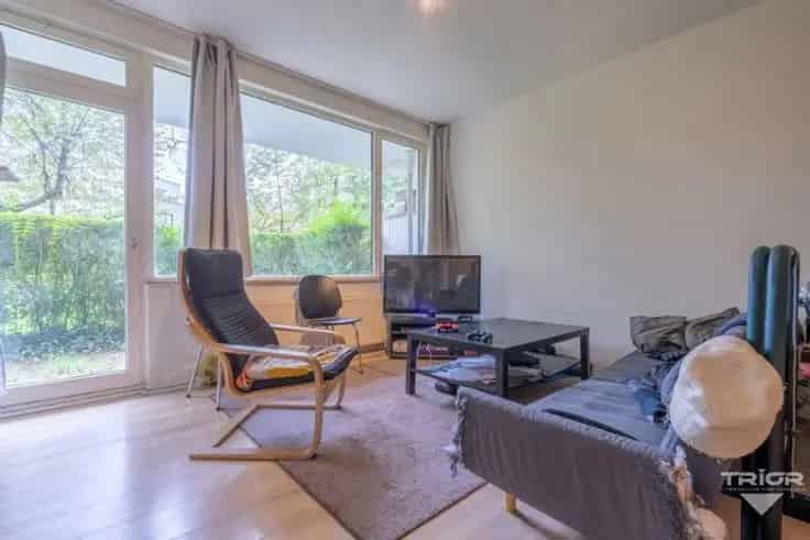 Studio Te Koop: 41m² Rez-de-Jardin met Tuin