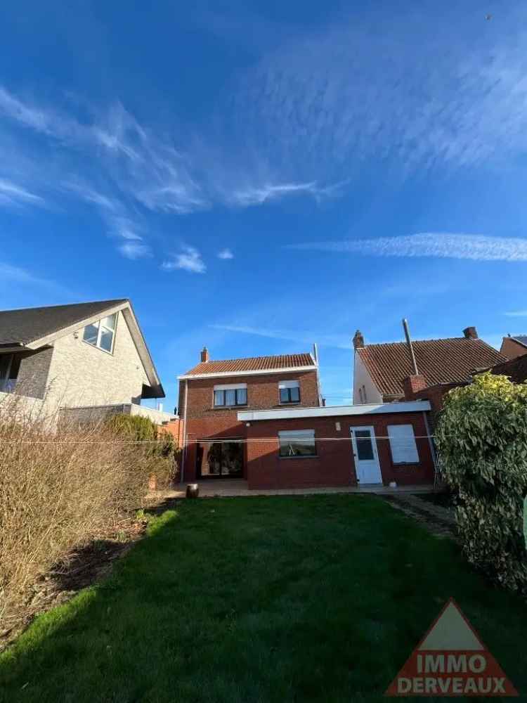 Zonnebeke Landelijke Woning met Verzichten
