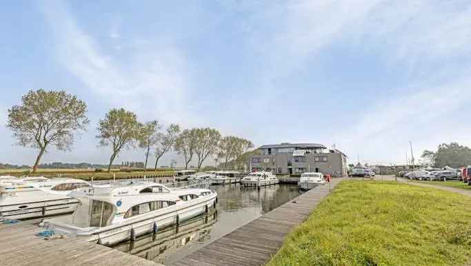 Kantoor kopen in Nieuwpoort met energiezuinig gebouw