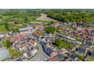 Handelspand te koop Lebbeke - Instapklaar 180m²