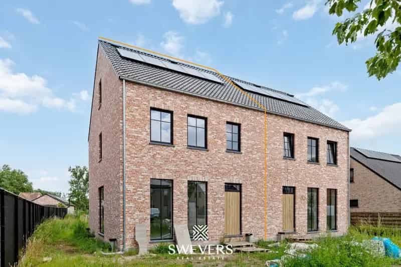 Instapklare Nieuwbouw woning Beringen: Modern Ruim Energiezuinig