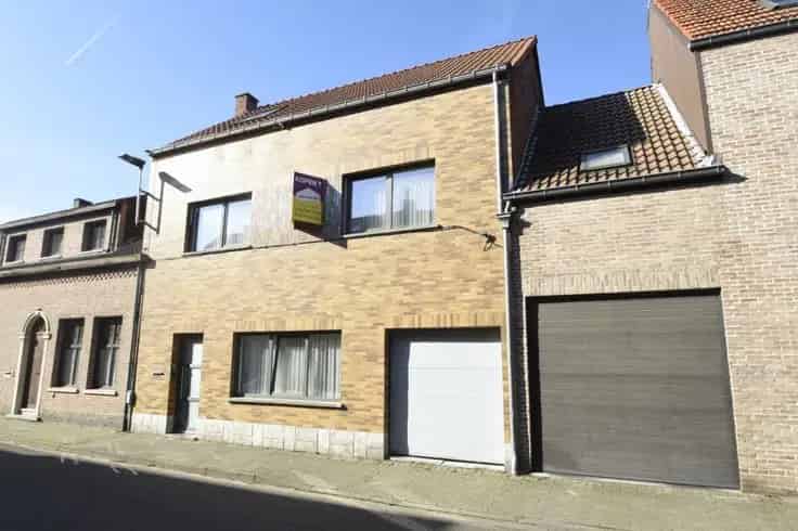 Gerenoveerde woning te koop Zwijndrecht 4 slaapkamers garage tuin