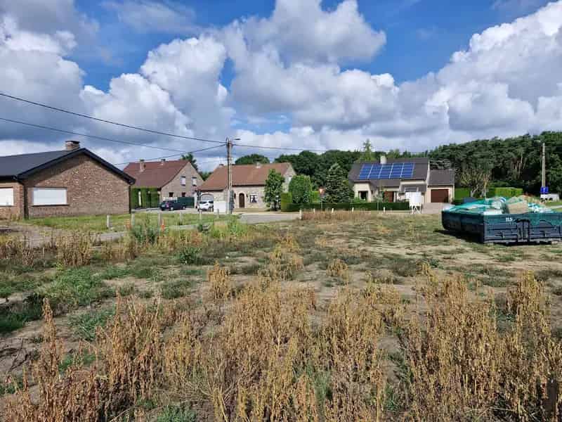 Bouwgrond Betekom 557m² Zuidgerichte Tuin Hoekperceel