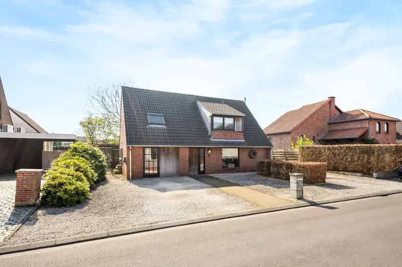 Huis te huur Ravels: Luxe woning met 3 4 slaapkamers en 2 badkamers