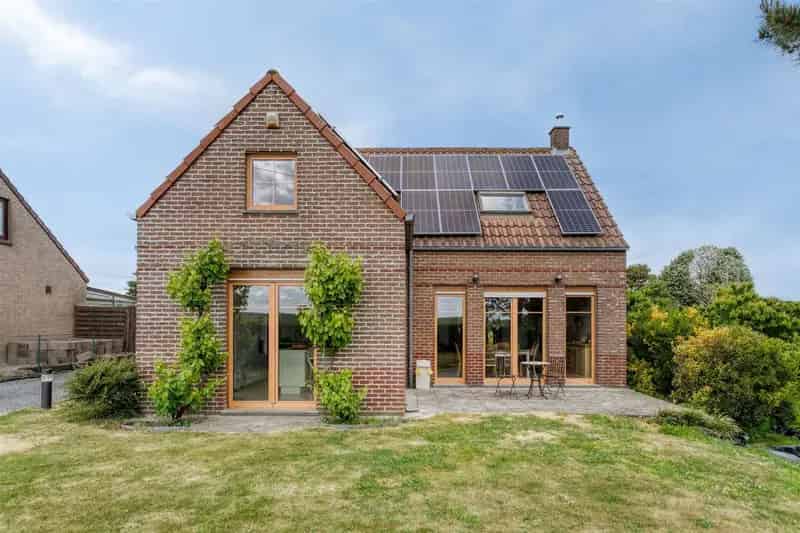 Charmante Villa in Groene Omgeving