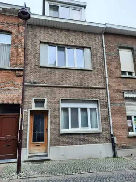 Rijwoning te Duffel 4 slaapkamers tuin Centrale ligging